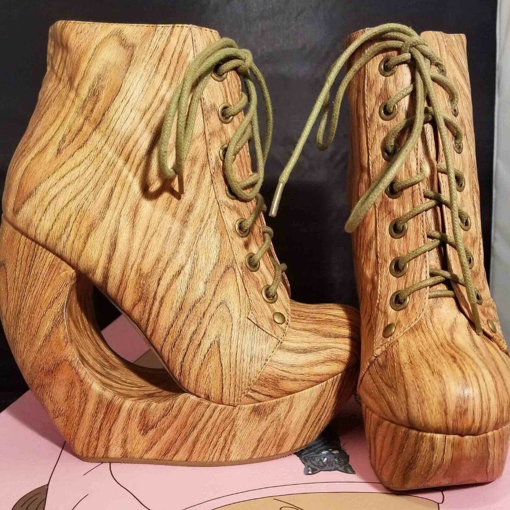 Jeffrey Campbell Roxie Curved Platform Booties NIB